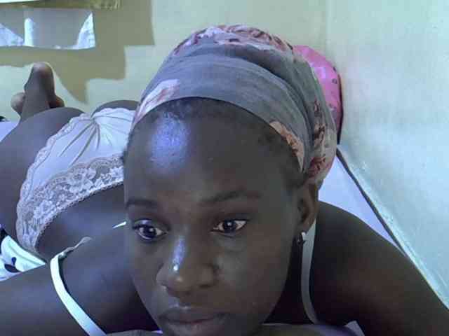 sexxy-maya1 webcam