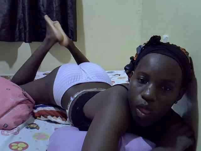 sexxy-maya1 webcam