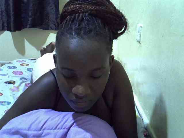 sexxy-maya1 webcam