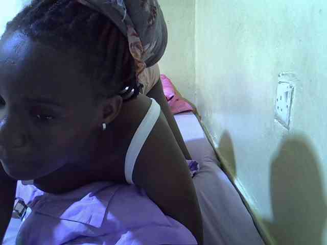 sexxy-maya1 webcam