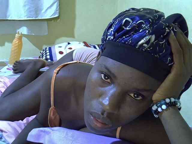 sexxy-maya1 webcam