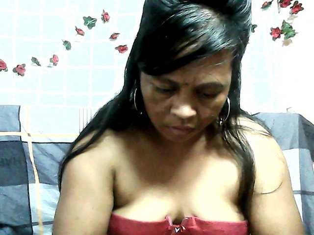 ElianeMiah's BongaCams show and profile