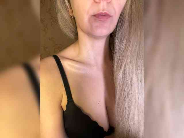 AnnaFlowers webcam