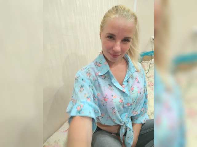 -nelya- live cam on BongaCams
