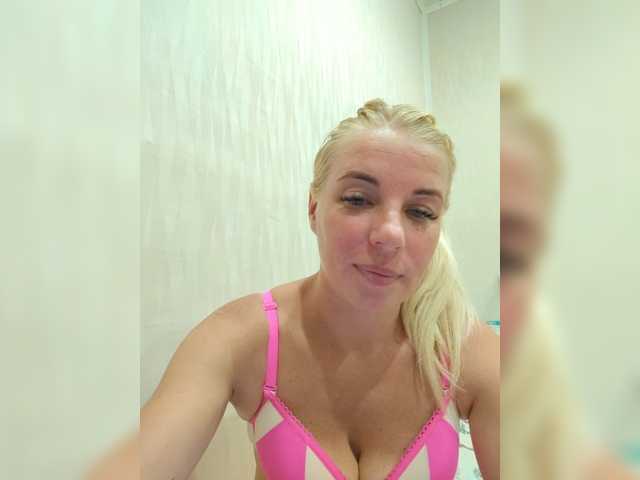 -nelya- live cam on BongaCams