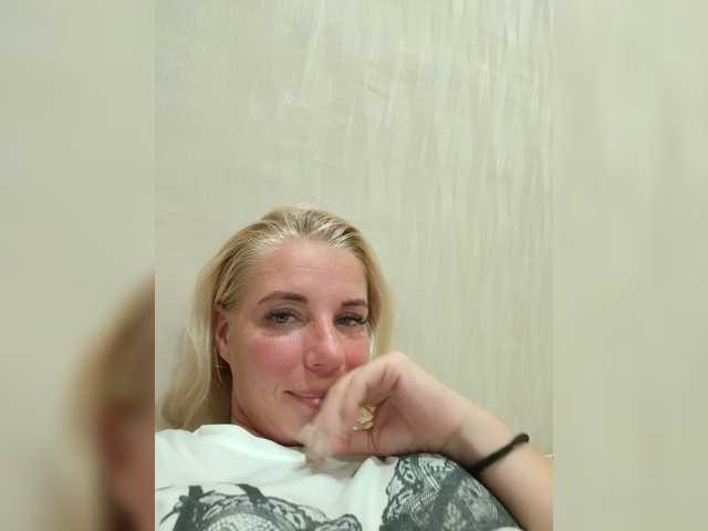 -nelya- live cam on BongaCams