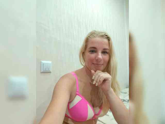-nelya- webcam