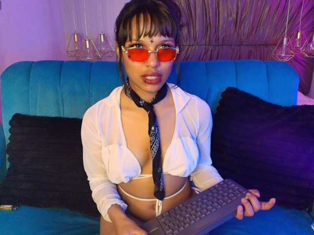 Dakashyten live cam on BongaCams