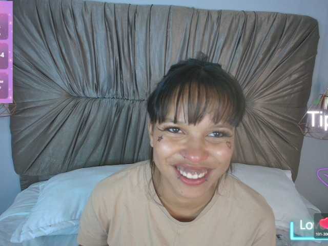 Dakashyten live cam on BongaCams