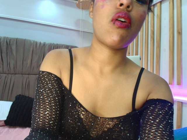 Dakashyten live cam on BongaCams