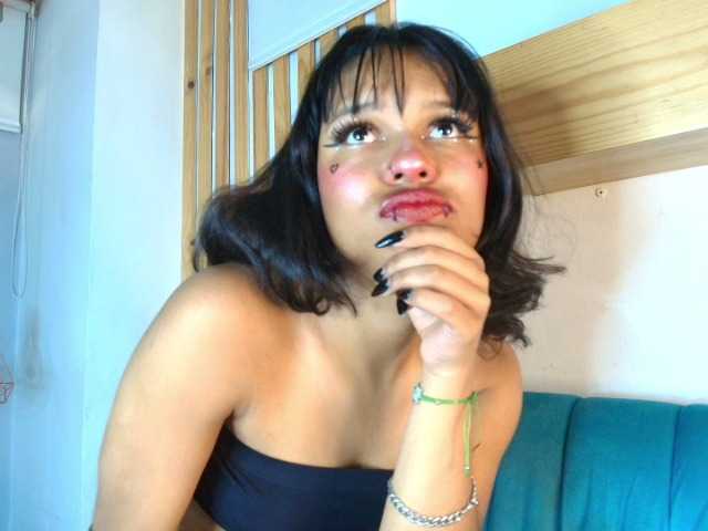Dakashyten live cam on BongaCams