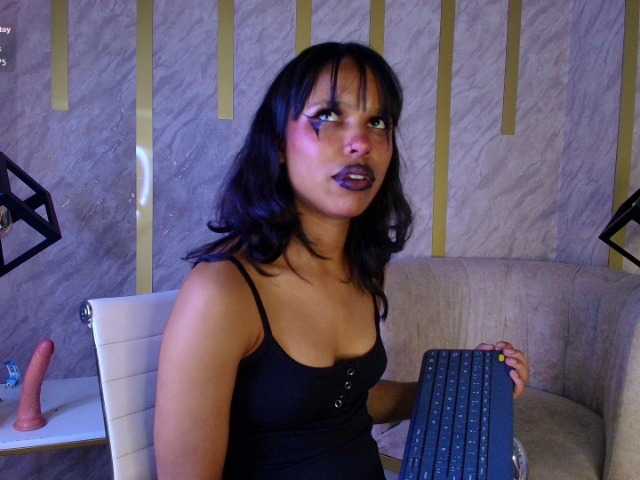 Dakashyten live cam on BongaCams