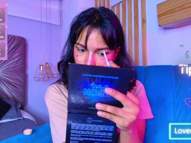 Dakashyten live cam on BongaCams