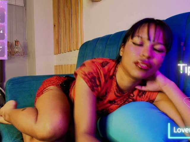 Dakashyten live cam on BongaCams