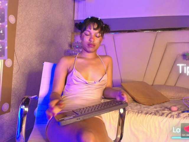 Dakashyten live cam on BongaCams