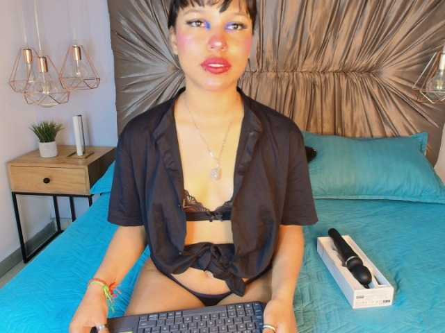 Dakashyten live cam on BongaCams