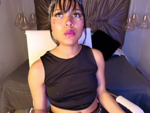 Dakashyten live cam on BongaCams