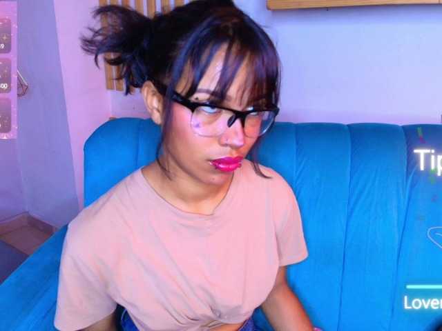 Dakashyten live cam on BongaCams