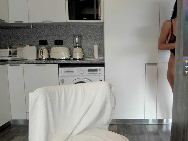 Alenaxoxo live cam on BongaCams