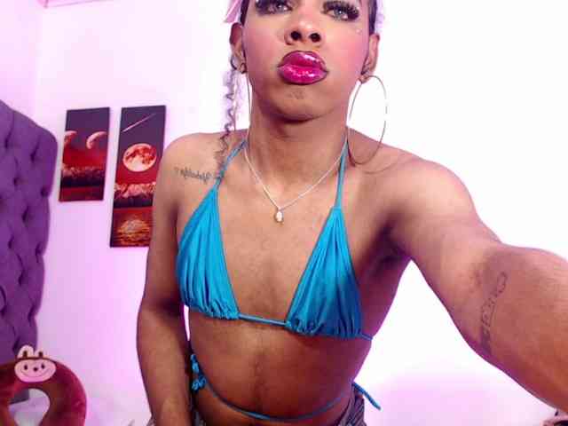 whitneyt Live Webcam on BongaCams
