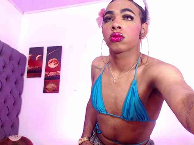 whitneyt Live Webcam on BongaCams