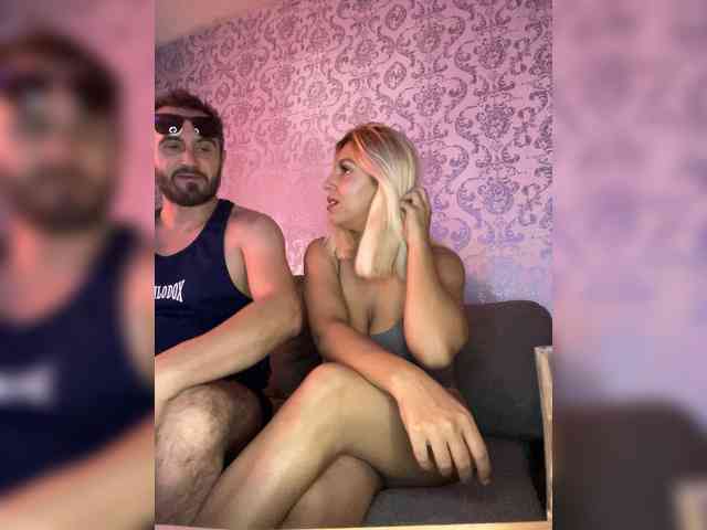 SunnyLeo88 webcam