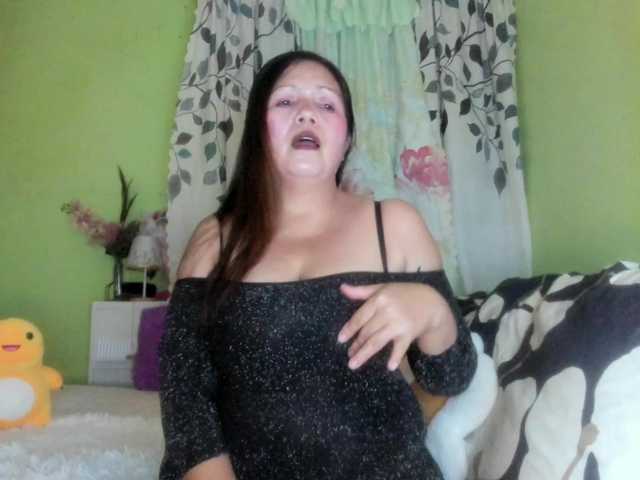 RoseTinz45 live webcam show
