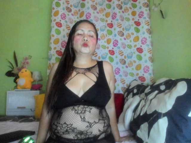 RoseTinz45 live cam preview
