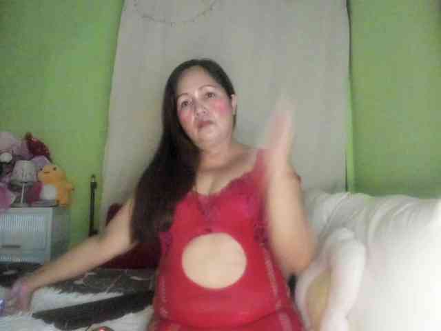 RoseTinz45 webcam