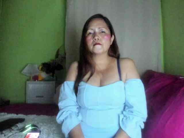 RoseTinz45 webcam