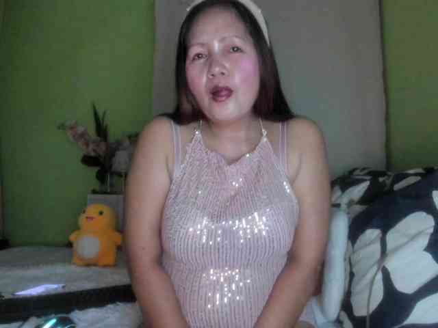 RoseTinz45 webcam