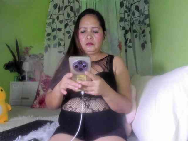 RoseTinz45 webcam