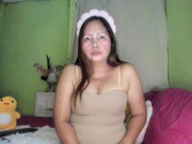 RoseTinz45 webcam
