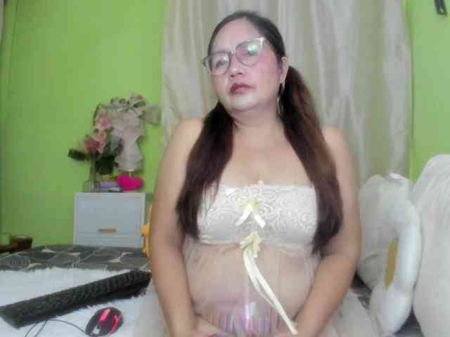 RoseTinz45 webcam