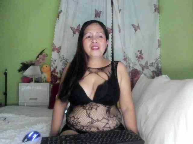 RoseTinz45 webcam