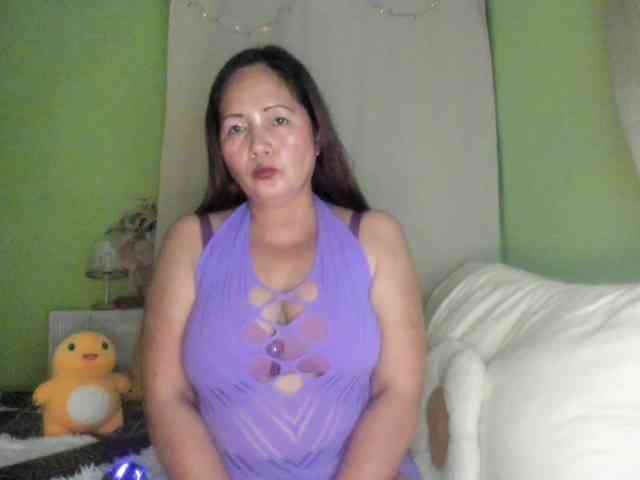 RoseTinz45 webcam