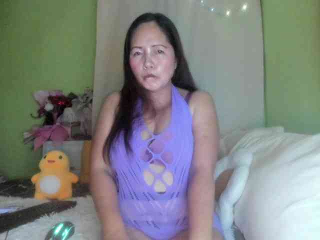 RoseTinz45 webcam