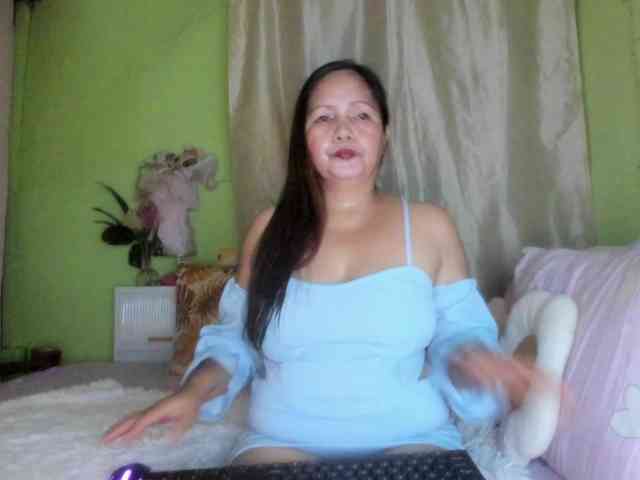 RoseTinz45 webcam