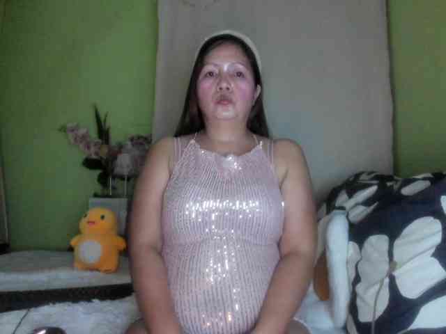 RoseTinz45 webcam