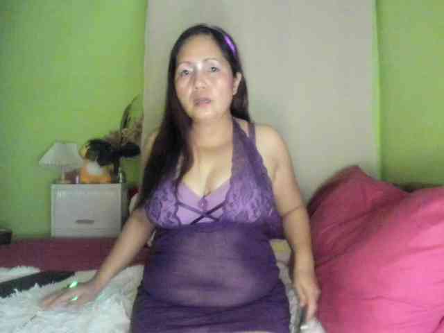 RoseTinz45 webcam