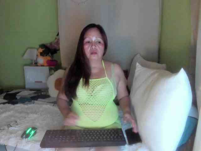 RoseTinz45 webcam