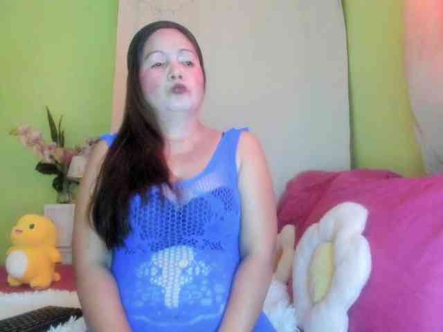RoseTinz45 webcam