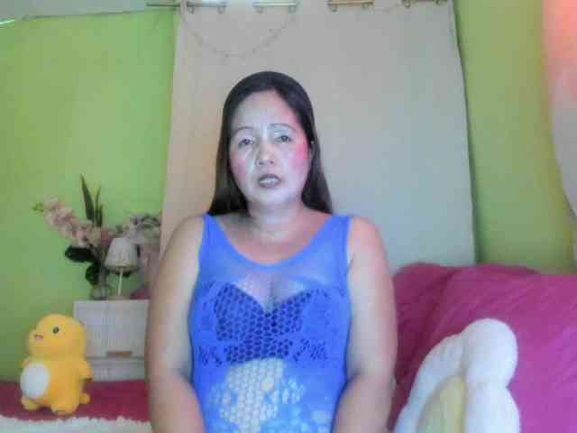 RoseTinz45 webcam