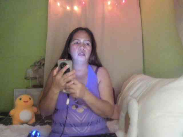 RoseTinz45 webcam