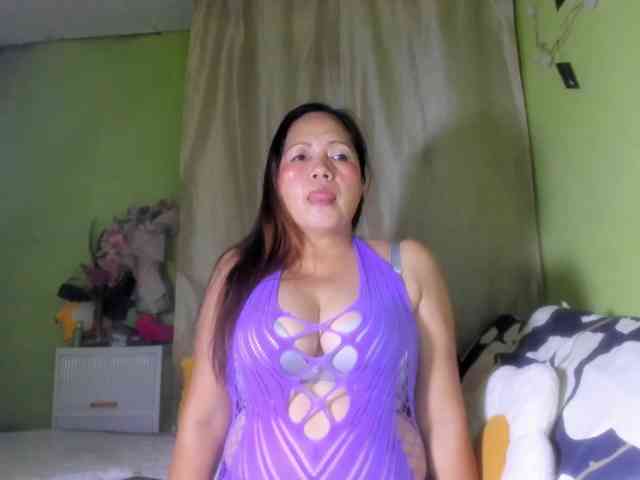 RoseTinz45 webcam