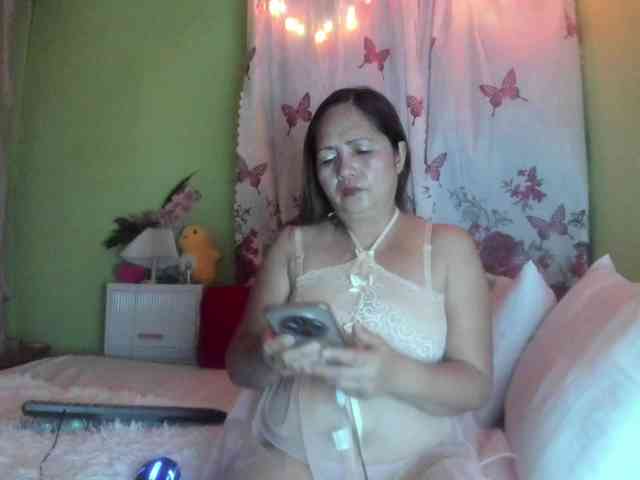 RoseTinz45 webcam