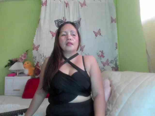 RoseTinz45 webcam
