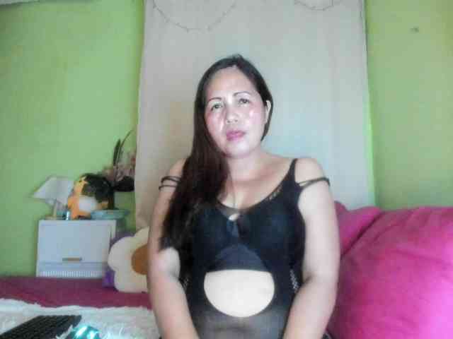 RoseTinz45 webcam