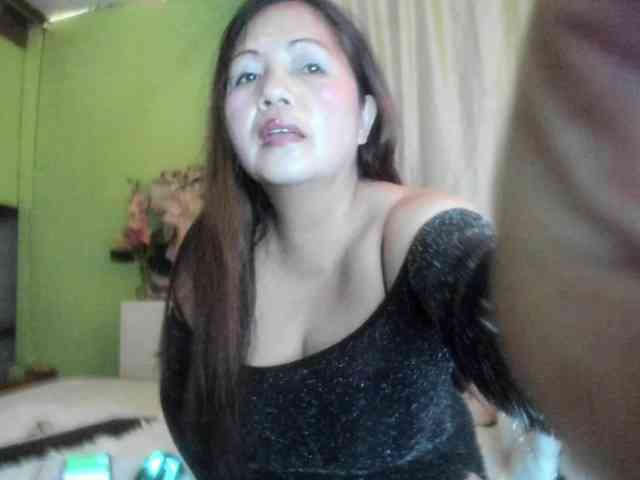 RoseTinz45 webcam