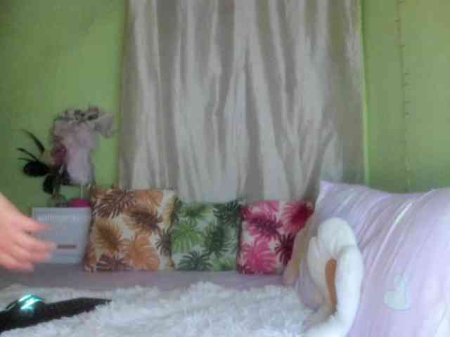 RoseTinz45 webcam